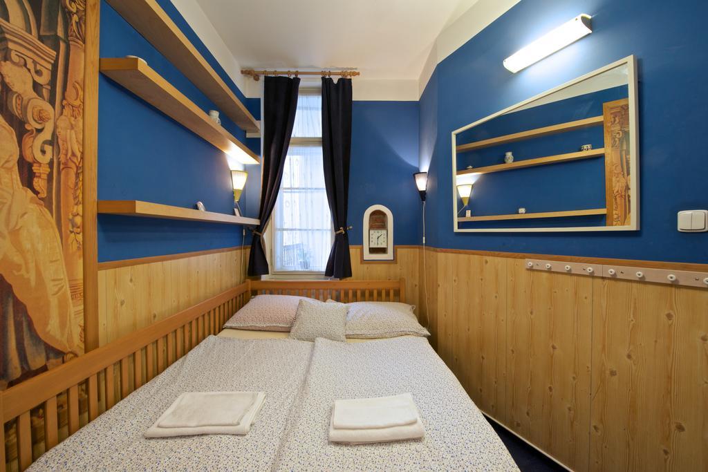 Alice Apartment House Прага Екстер'єр фото