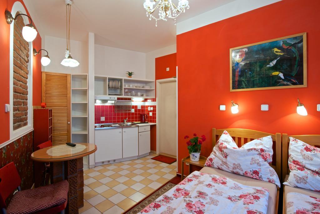 Alice Apartment House Прага Екстер'єр фото