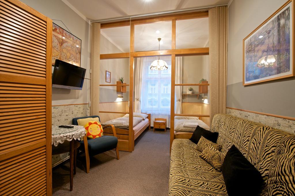Alice Apartment House Прага Екстер'єр фото